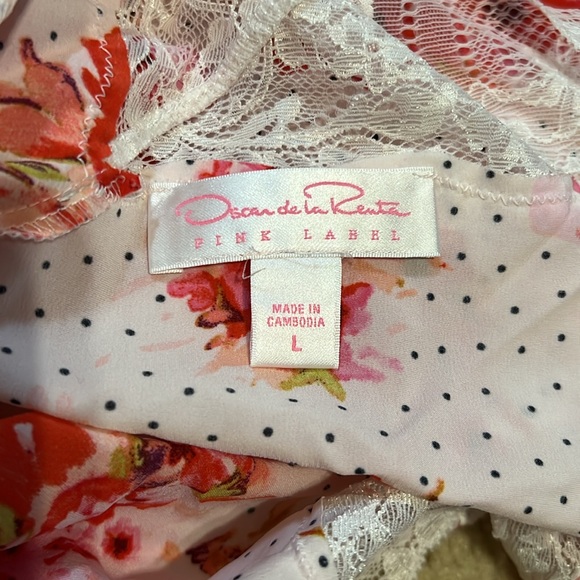 Vintage Oscar de la Renta laced short nightgown - Picture 6 of 6